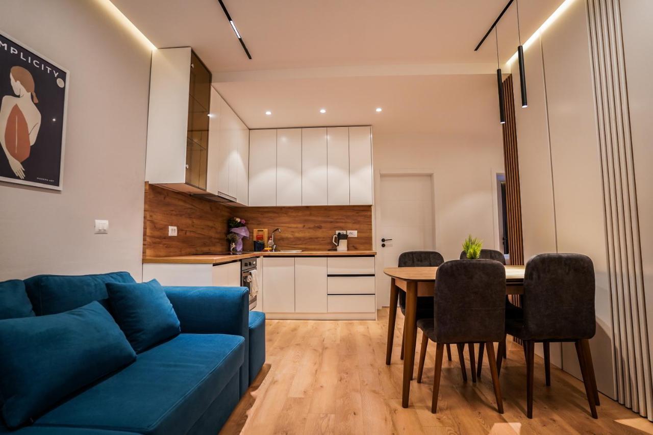 Hidden Gem Tirana 2Br Comfort In Historic Zone Exterior photo