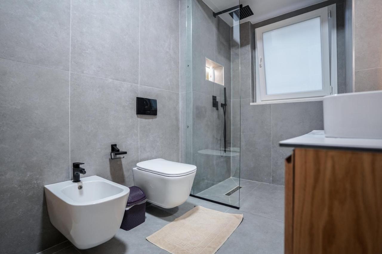 Hidden Gem Tirana 2Br Comfort In Historic Zone Exterior photo