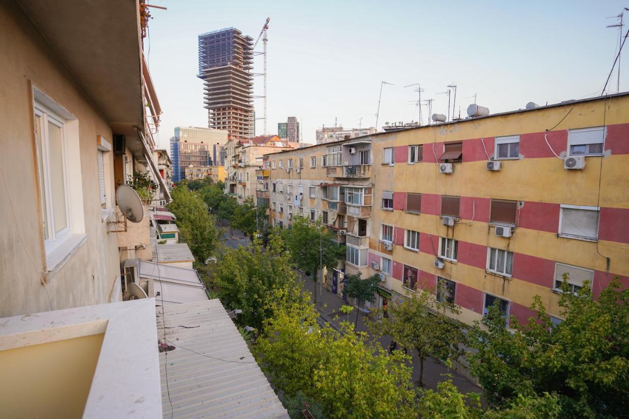 Hidden Gem Tirana 2Br Comfort In Historic Zone Exterior photo